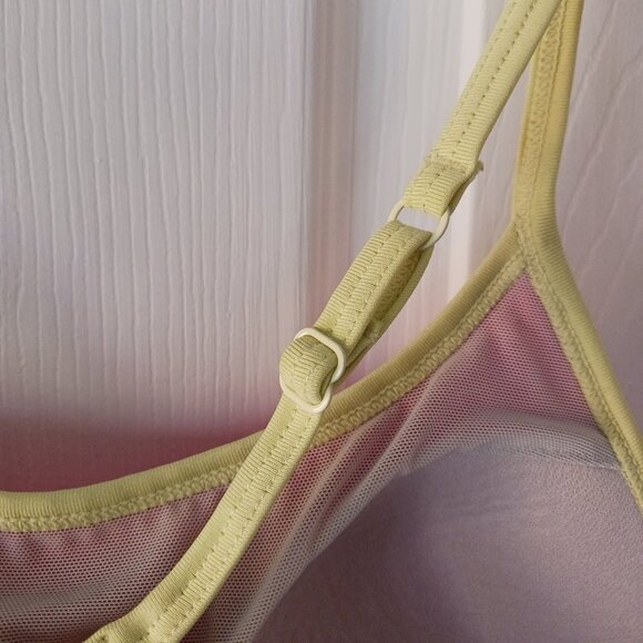 New Balance Sports Bra Size Medium Padded Exercise Workout Pink Yellow - Picture 3 of 8